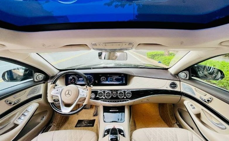 Mercedes S450 Maybach 2020 - Khoang lai